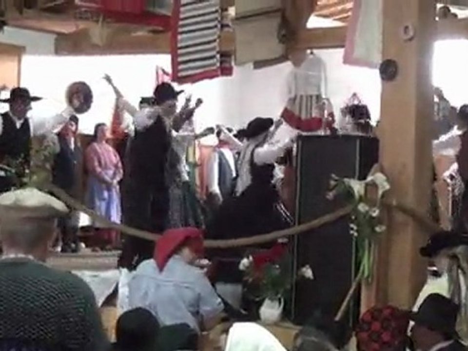 RANCHO FOLCLÓRICO ROSEIRAS DO VALE DA ROSA-20º FESTIVAL DE FOLCLORE