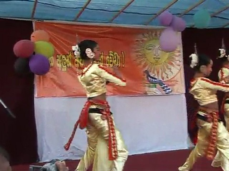 BAKMAHA ULELE 17 AVRIL 2011 ORGANIZED BY THE DHAMMA CHAKKA BUDHIST TEMPLE  LA COURNEUVE PARIS FRANCE (4)