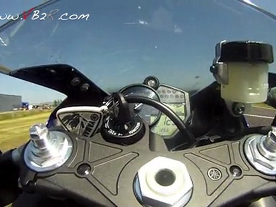 Bmw M3 & yamaha R1 fun session by VB2R