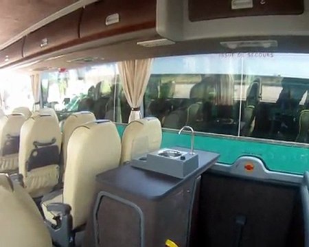 Présentation autocar Pullman avec chauffeur à Lyon - Autocars N&M