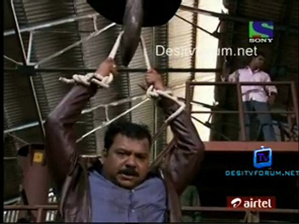 Surya The Super Cop- 4th May 2011 Watch Video Online pt-6