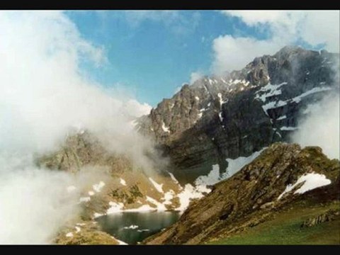 aşkın en mavi zamanı zuhal olcay