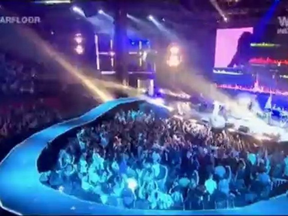 taio cruz feat. kylie minogue - higher