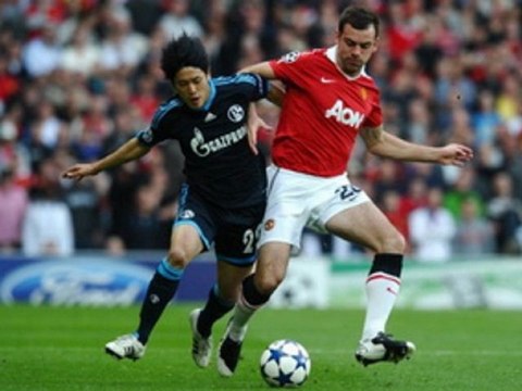 Manchester United - Schalke 04 Anderson double, Valencia, Gibson great-strike