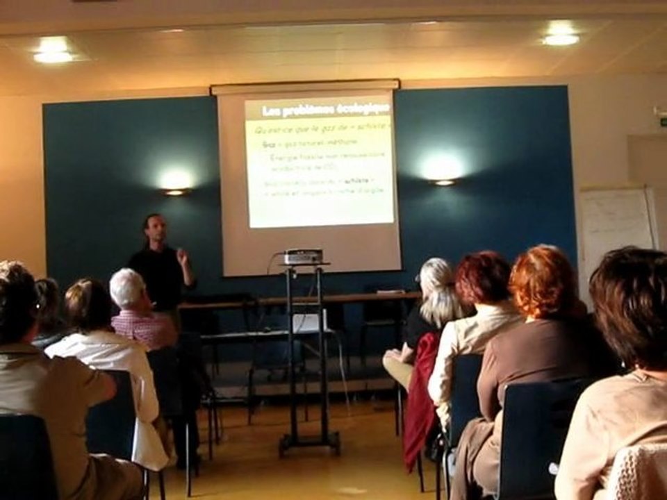 Julien Beltramo : Conférence gaz d'argile dit de schiste à Antibes (F-06) 2/11