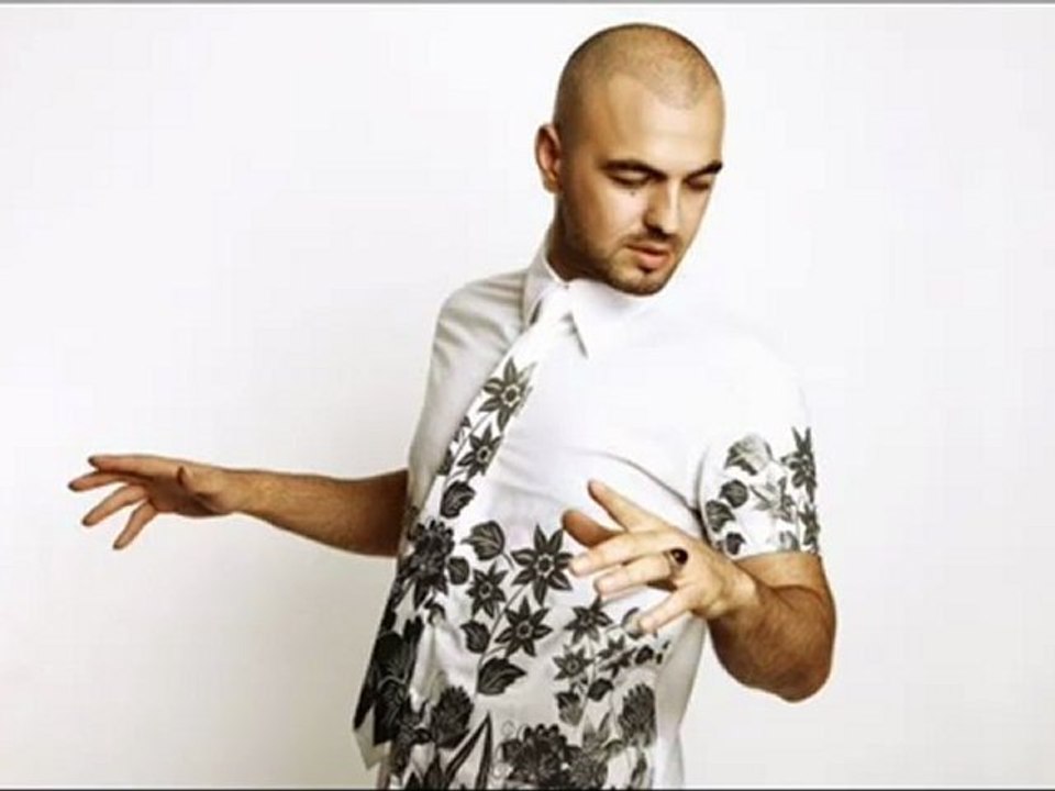 SONER SARIKABADAYI seveni arıyorum @ MEHMET ALİ ARSLAN Videos