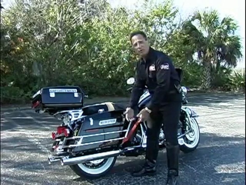 Relever une Harley-Davidson