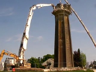 Doméliers : démolition du château d'eau