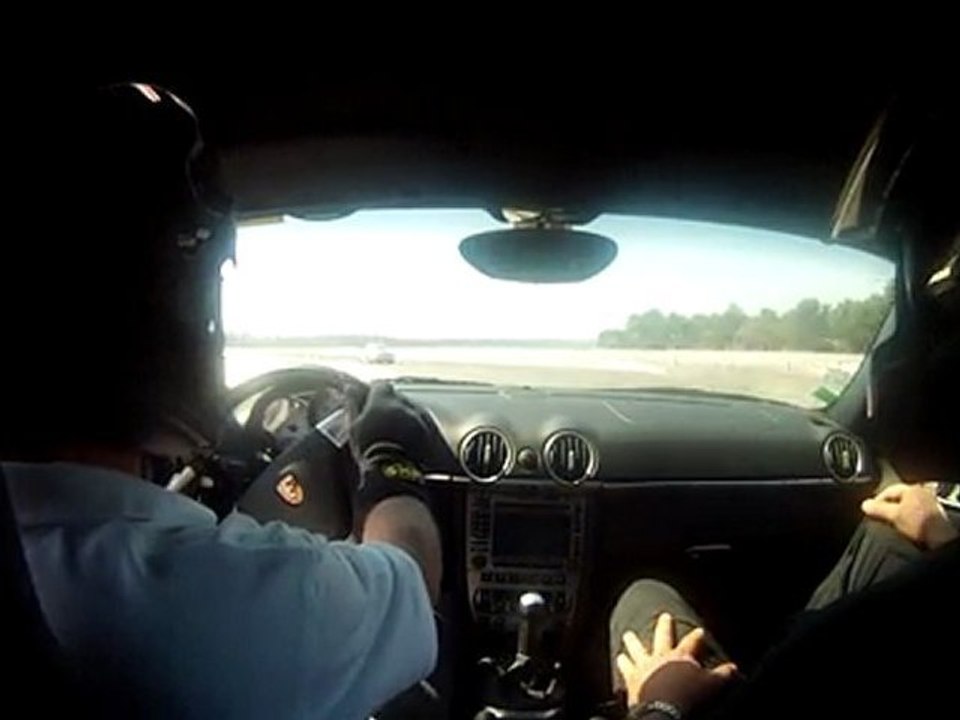 Un tour en Cayman S au Castellet avec JJ au commande le 8 avril 2011