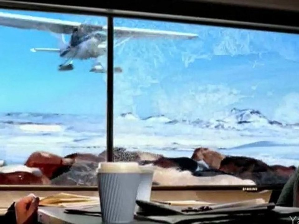 Publicité HD - SAMSUNG TV LED "ONE DESIGN" (Les écran dans le train) 2011