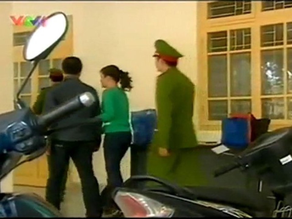 Ngoi Biet Thu Mau Tro Lanh 02_clip0