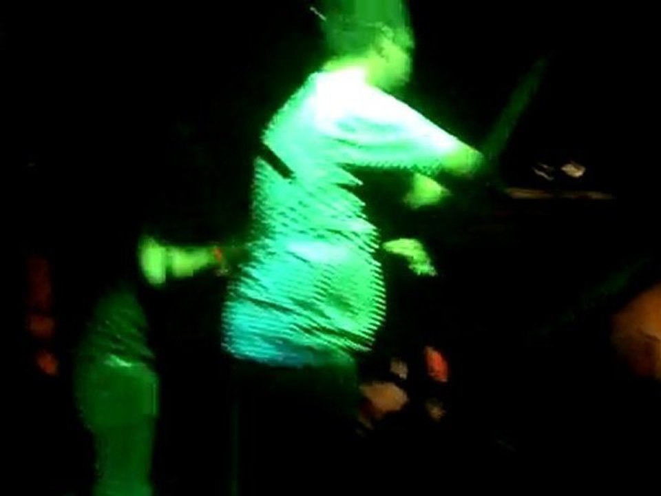 Davila 666 - Mala - Good Units, NYC - May 5th, 2011