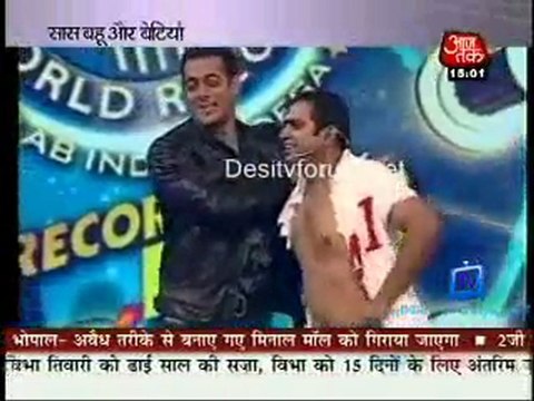 Saas Bahu Aur Betiyan [AajTak News] - 6th May 2011-Part2