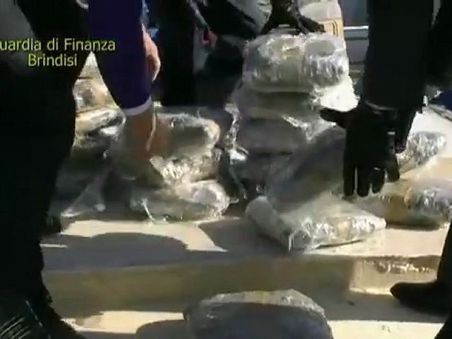 Brindisi - Sequestrati marijuana
