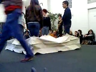 Franz Erhard Walther - performance au Mamco