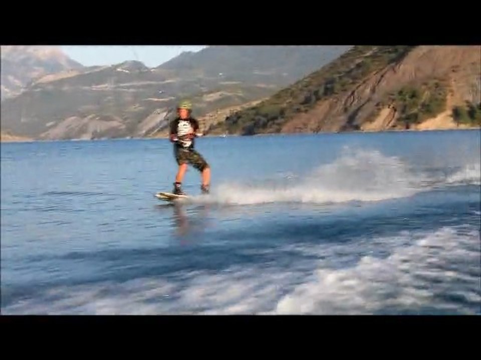 wakeboard ski nautique Serreponçon Natu'rollchute chute wipeout