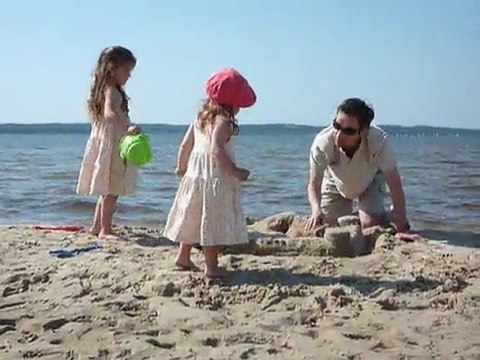 Biscarrosse Lac chateau sable avril 2011