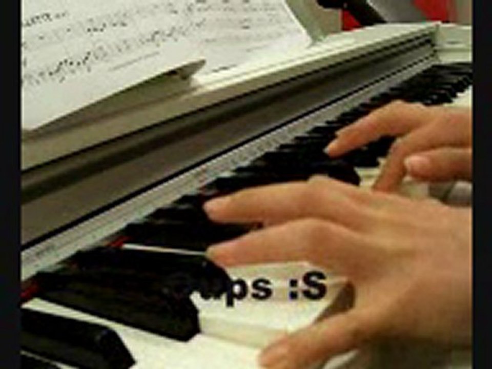 Piano : "Ballade", "à pas de loup", mélodie inventée et "l'attente"