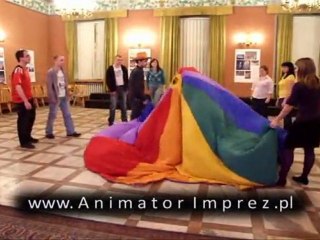 Zabawy z chustą animacyjną - Rzeźby