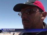 Cientos de libios huyen a Túnez a causa de los combates
