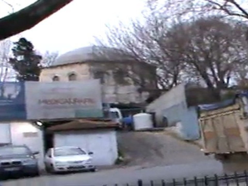 M2U00387