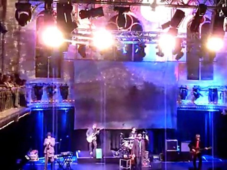 Cake " Long Time"  Live @ Paradiso Amsterdam 2011