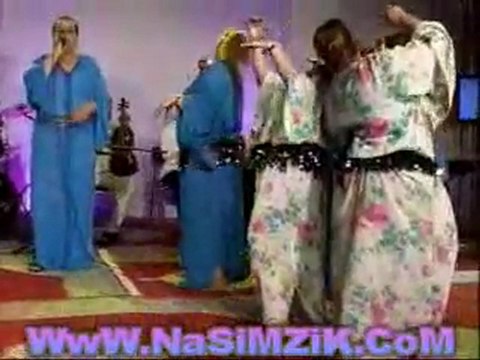 3ayta marakchia 2010 Clip 4 Jadid video Chaabi 3ayta 9a3da marakchia 2010