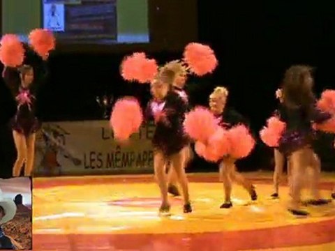 POM POM GIRLS DES LUTTEURS MEMPAPEUR DE SAUSHEIM SHOW DU 30 AVRIL 2011