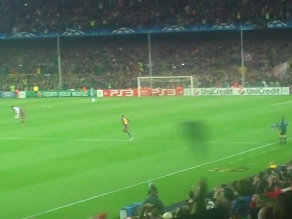 Barca - Real, cambio Abidal, 3-5-2011