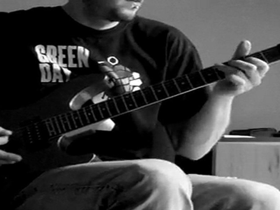 Deep purple living wreck cover