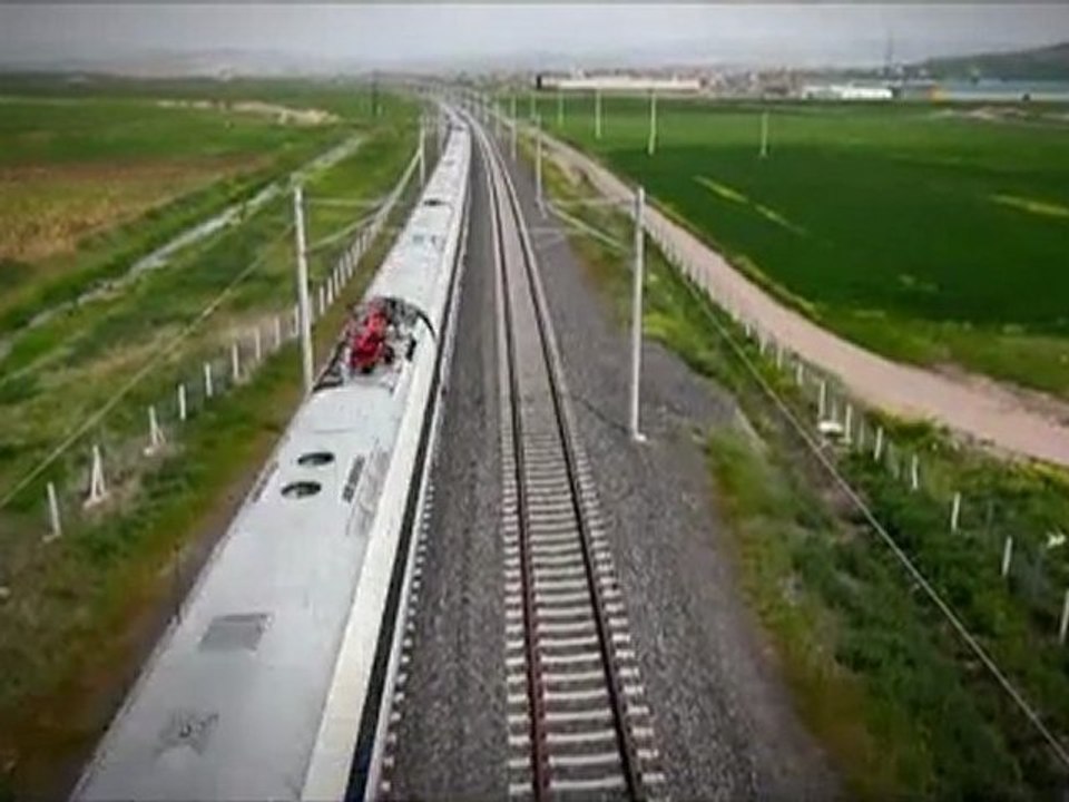 Ak Parti İcraatlar YHT - 12 Haziran 2011 seçimi reklam filmi