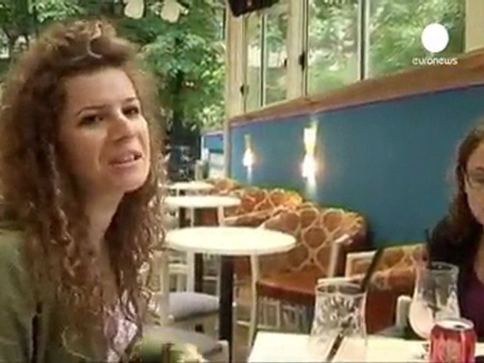 Arnavutluk'ta nefesler tutuldu