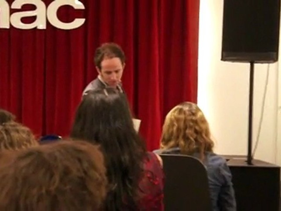 Mathias Malzieu (Dionysos) à la Fnac Toison d'Or - Bruxelles - 7/05/2011