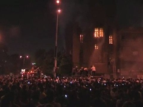 iTele : Violents affrontements entre chrétiens et musulmans