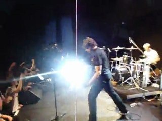 Guerilla poubelle : l'école de la rue (07/05/2011) à fresnes