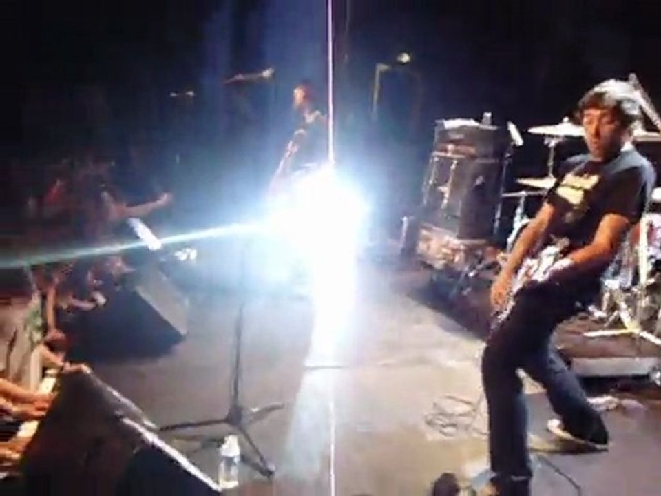 Guerilla poubelle :Le bénéfice du doute (07/052011) à fresnes