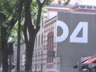 Bertrand Delanoé : printemps arabe au 104 rue d'Aubervilliers ?