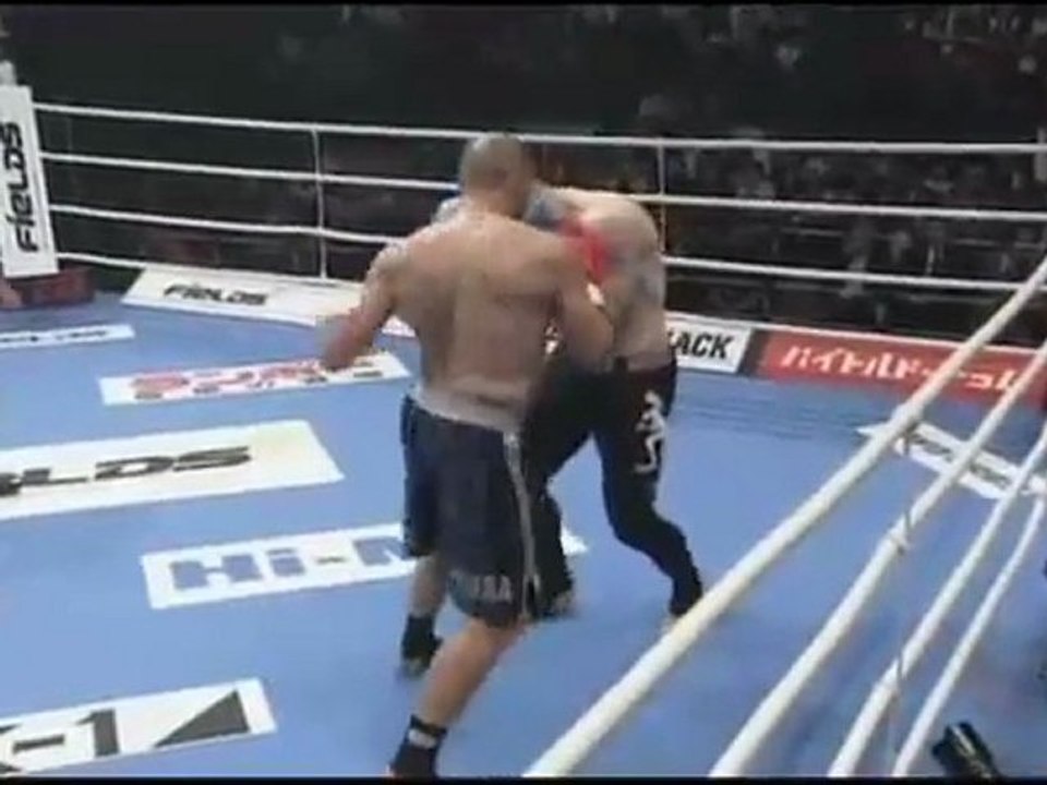 Glaube_Feitosa_vs._Alex_Roberts