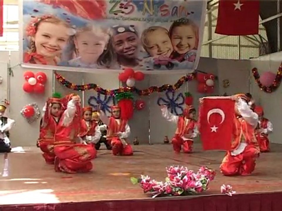 Riyad Uluslararası Türk Okulu 23 Nisan Kutlamaları (23 Nisan 2011)_1