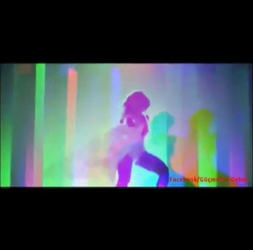 Hadise - Superman (Orjinal klip - HD kalitesinde)