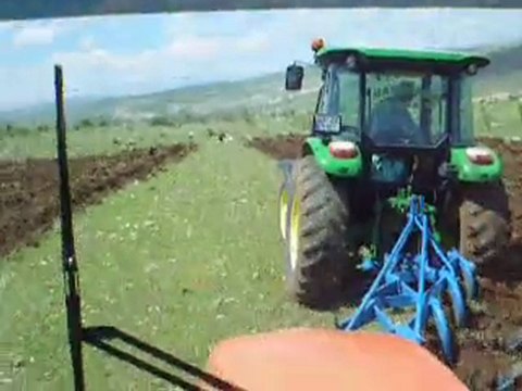 John Deere 5725 - Kubota m8540