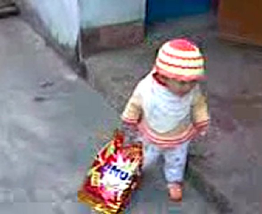 Con gai Phuong Linh tet 2010 (be 2 tuoi)