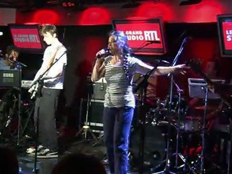 Catherine Ringer : Vive l'amour en live dans le Grand Studio RTL présenté par Eric Jean Jean