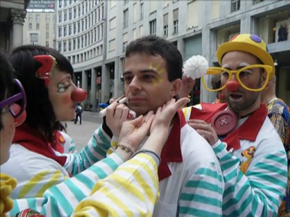 Giornata del Naso Rosso 2010 - Dutur Claun VIP Milano video