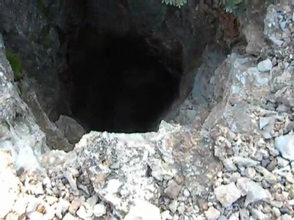 MINING Makronisos (2)