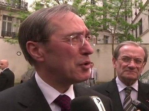 Incendie à Paris - Claude Guéant salue le dévouement des pompiers