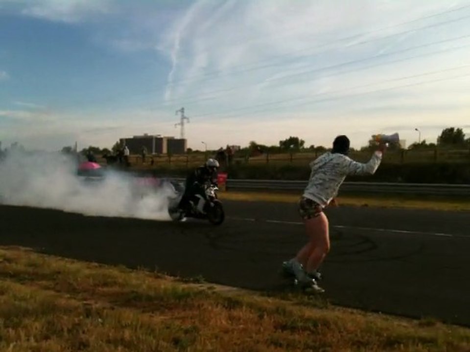 Cuir Moustache par Arcam