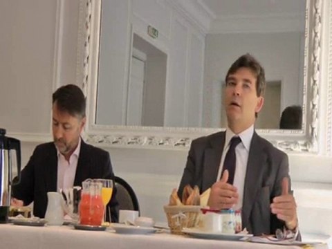 Arnaud Montebourg, député de Saône et Loire: Création d’un jury de 36 citoyens : une réussite - Institut Silverlife, 5 mai 2011
