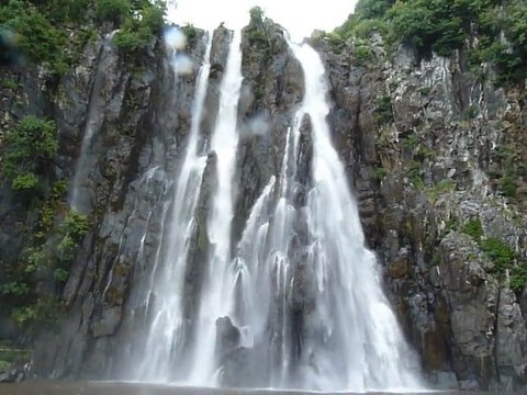 Cascade Niagara à l'île de la Réunion