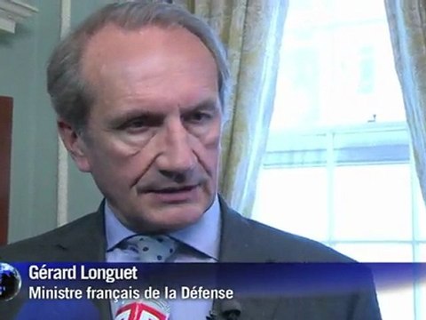 Libye: Paris exclut de livrer des armes aux rebelles